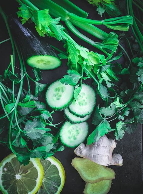 super-green-parsley-and-cilantro-smoothie-calm-eats image