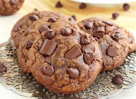 deep-dark-chocolate-fudge-cookies-eat-gluten-free image