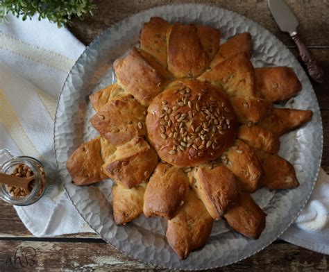 sunflower-bread-accidental-happy-baker image
