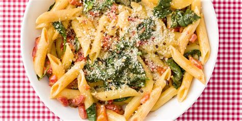 best-creamy-roasted-red-pepper-penne-recipe-delish image