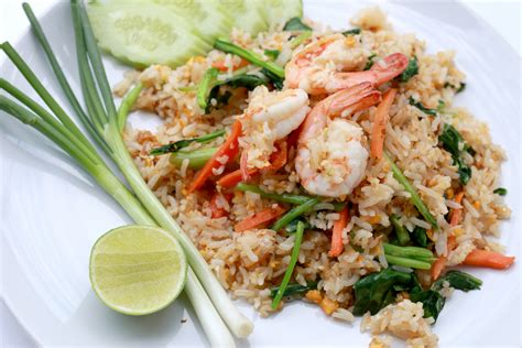 weight-watchers-shrimp-pad-thai-recipe-for-all-plans image
