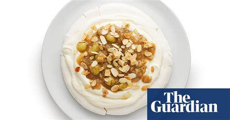 how-to-cook-the-perfect-pavlova-recipe-food-the image