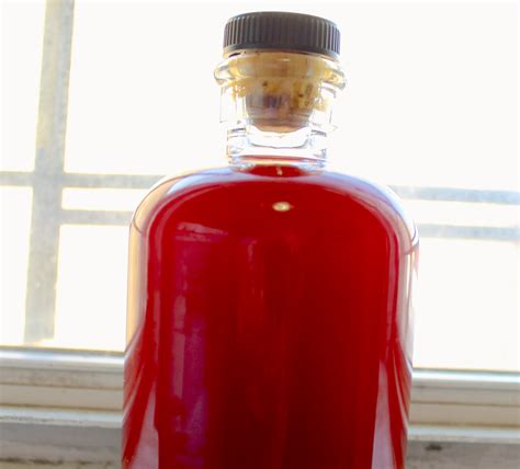 how-to-make-cranberry-liqueur-food-republic image