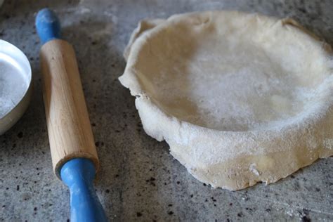 oat-flour-pie-crust-bran-appetit image