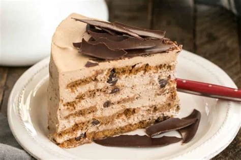 mocha-chocolate-chip-cookie-icebox-cake-cool image