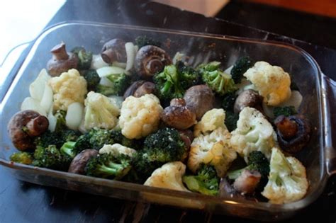 roasted-broccoli-cauliflower-with-mushrooms-and image