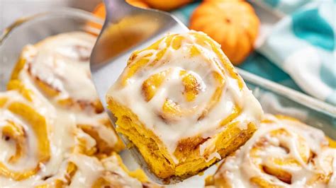 perfect-pumpkin-cinnamon-rolls-the-stay-at-home-chef image