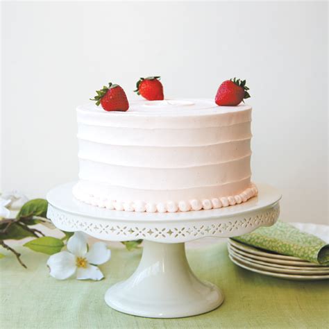strawberry-supreme-cake-taste-of-the-south-magazine image