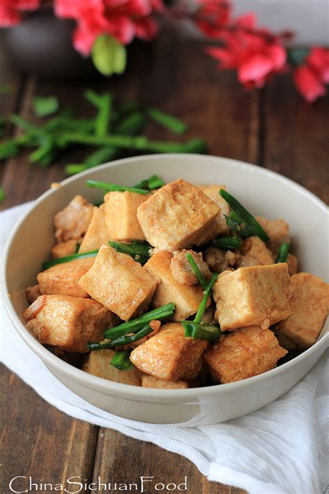 tofu-stir-fry-with-minced-pork-china-sichuan-food image