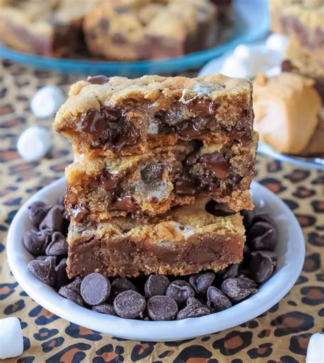 fluffernutter-chocolate-chip-bars-back-for-seconds image