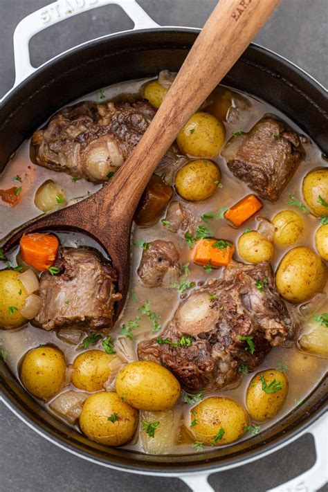 braised-oxtail-recipe-one-pot image