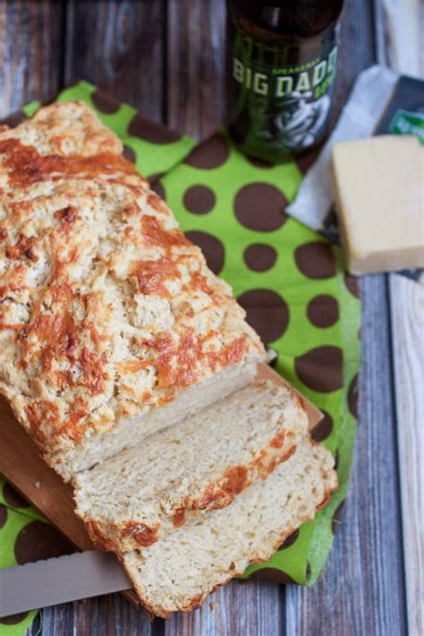 beer-and-irish-cheese-bread-the-girl-in-the-little-red image