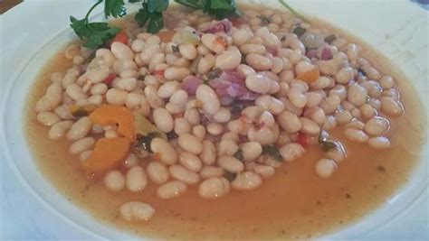 homestyle-soup-beans-and-ham-food-lion image