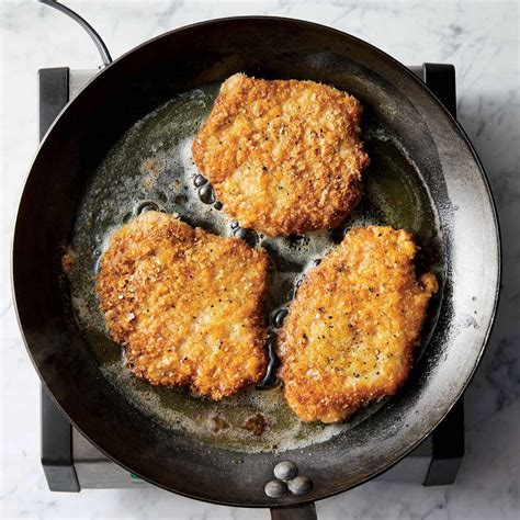potato-crusted-pork-schnitzel-with-hot-pepper image