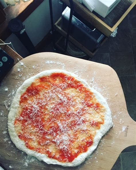 sourdough-pizza-crust-in-jennies-kitchen image