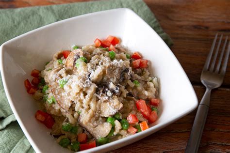 risotto-with-mushrooms-and-peas-woodland-foods image