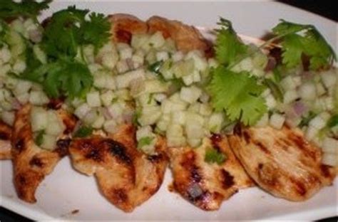 passover-recipes-chicken-with-apple-salsa-the-nosher image