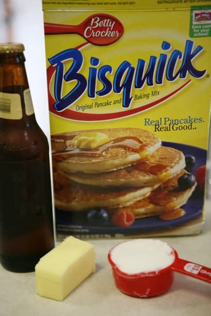 bisquick-beer-bread-bettycrockercom image