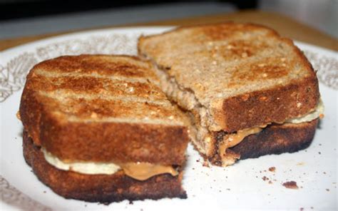 toasted-peanut-butter-and-banana-sandwich image