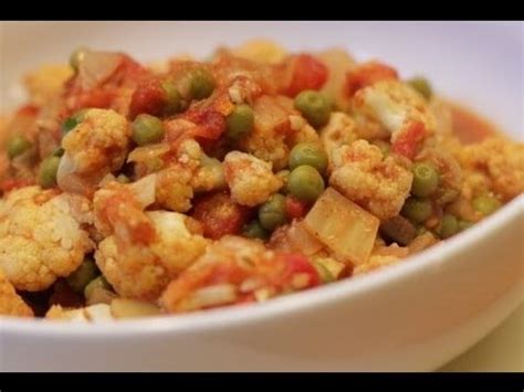 cauliflower-curry-recipe-gobi-matar-indian image