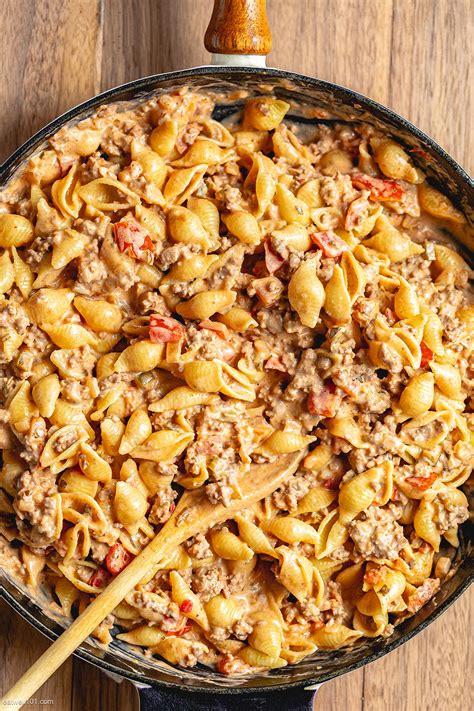 creamy-ground-beef-pasta-recipe-eatwell101 image