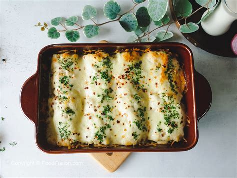 chicken-alfredo-lasagna-rollups-food-fusion image