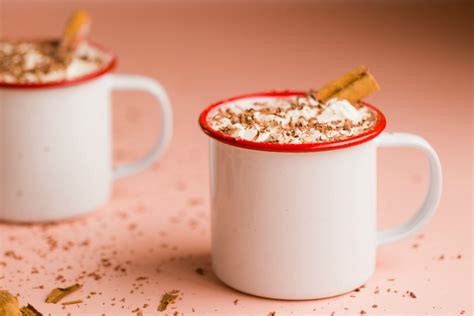 recipe-white-hot-chocolate-with-cinnamon image
