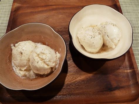 boozy-dessert-vanilla-ice-cream-w-black-pepper image