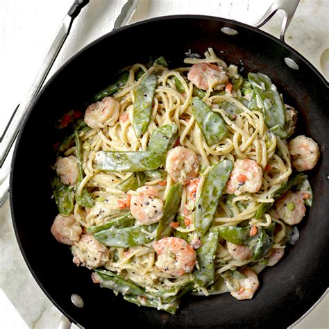 one-pot-shrimp-and-snow-pea-alfredo-pasta-simple image