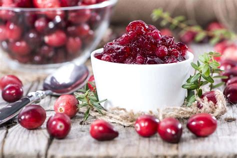 20-classic-homemade-cranberry-sauce-recipes-click image