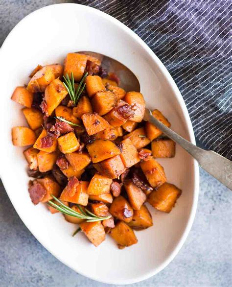 maple-bacon-sweet-potato-hash-the-flavours-of-kitchen image