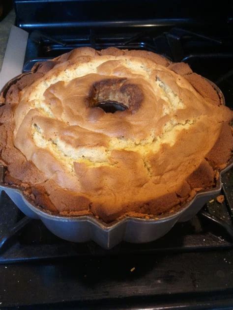 splenda-cream-cheese-pound-cake-recipe-sugar-free image