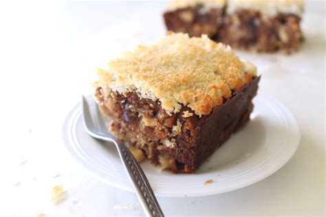 sugar-free-apple-date-cake-with-coconut-topping image