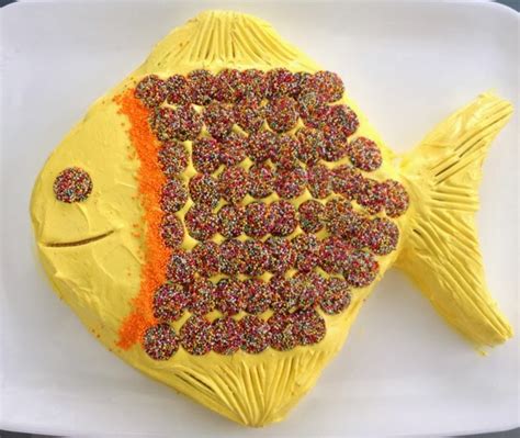 easy-fish-birthday-cake-cooking-for-busy-mums image