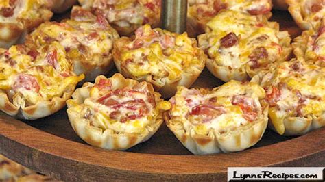 lynns-recipes-cheesy-bacon-rotel-cups image