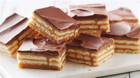 triple-layer-cracker-toffee-bars-recipe-pillsburycom image