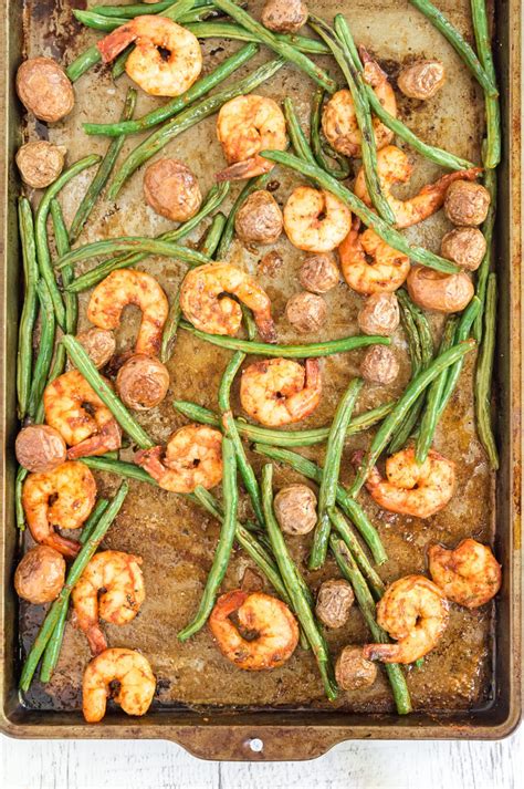 sheet-pan-shrimp-with-green-beans-and-potatoes image