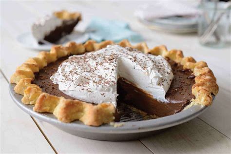 gluten-free-chocolate-cream-pie-recipe-king-arthur-baking image