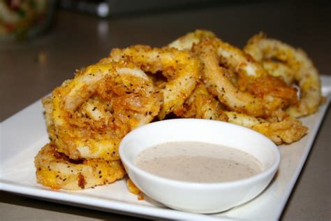 easy-calamari-recipe-aries-kitchen image