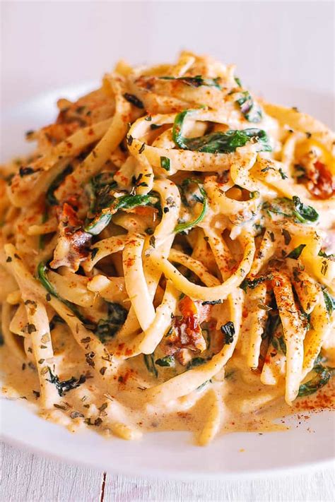 linguine-with-spinach-and-sun-dried-tomato-cream-sauce image