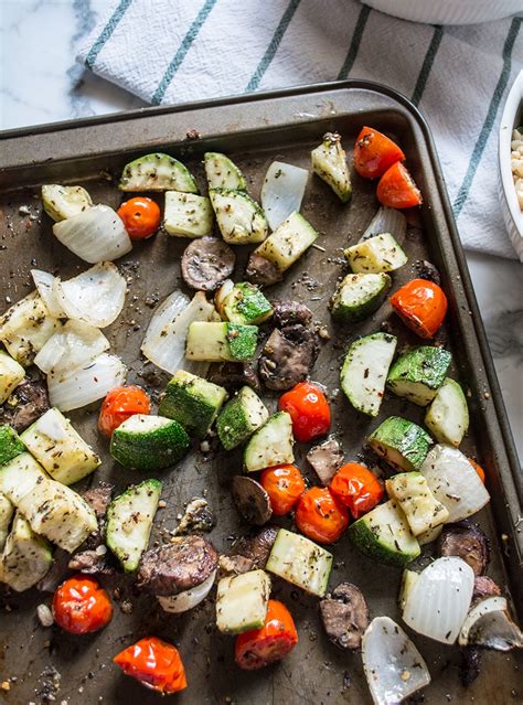 mediterranean-roasted-red-potatoes-and-veggies image
