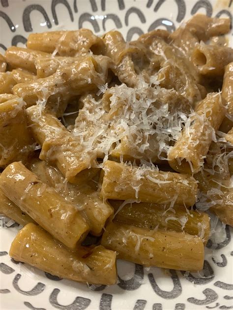 tiktok-viral-one-pot-french-onion-pasta-carol-bee image