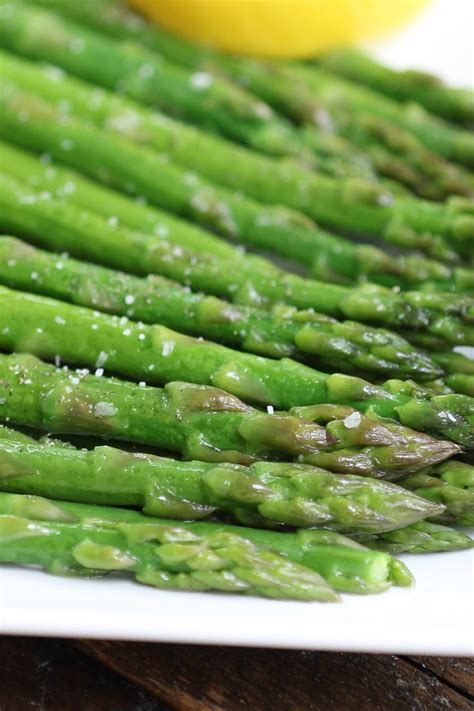 perfect-sous-vide-asparagus-basic-seasoning-3 image