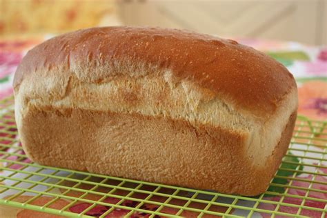 fast-easy-white-bread-best-homemade-bread image