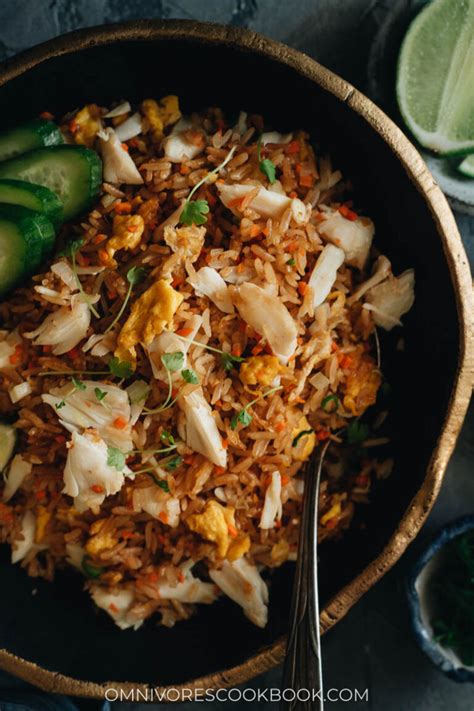 thai-style-crab-fried-rice-omnivores-cookbook image