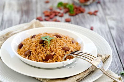 recipe-video-moro-de-habichuelas-rice-with-beans image