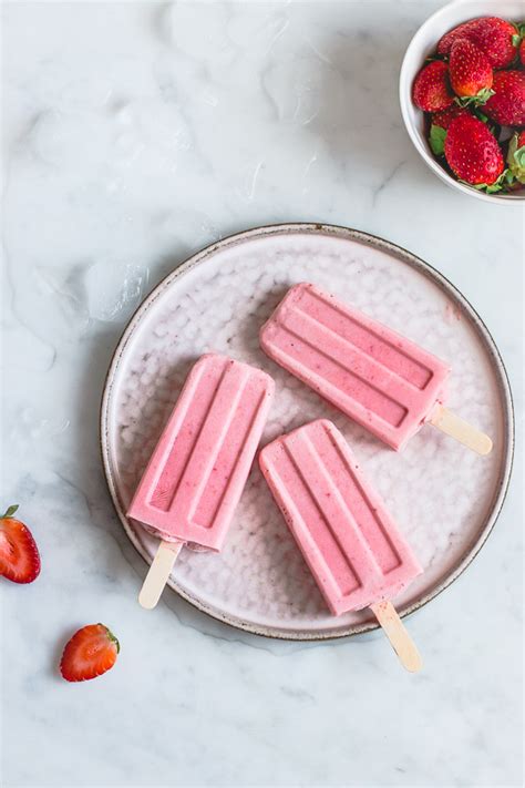 strawberry-banana-popsicles-pretty-simple-sweet image