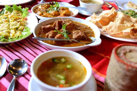 9-traditional-burmese-foods-everyone-should-try image