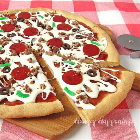 cookie-pizza-topped-with-white-chocolate-ganache image