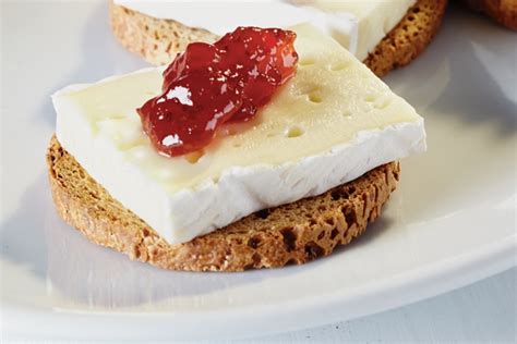 brie-and-jam-on-crackers-canadian-goodness image